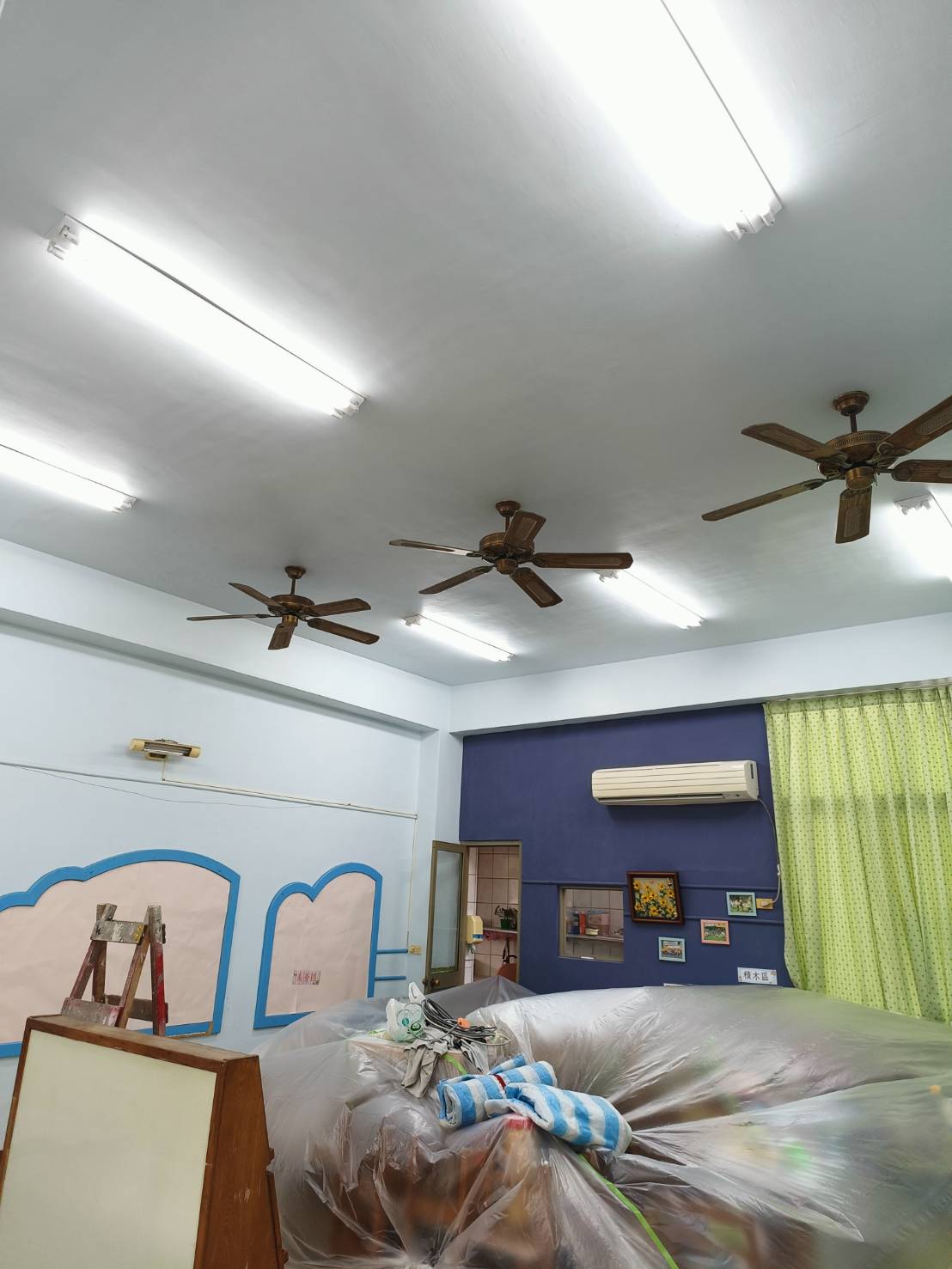 台南幼兒園教室油漆